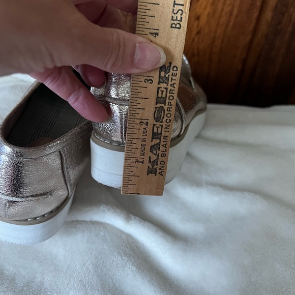 A New Day Cool Gold Metallic Look Loafers, womens size 10, good condition - Picture 11 of 11